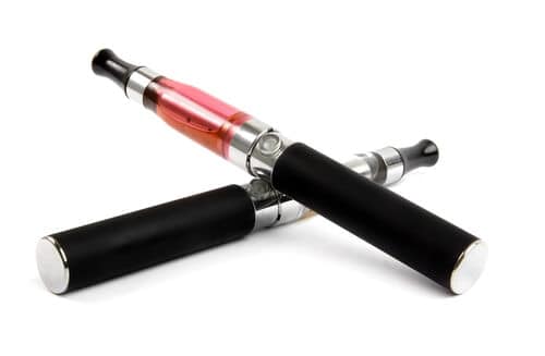 two vapes with clearomizers image