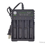 Authentic BmaX 4-slot Li-ion Battery Charger (EU)
