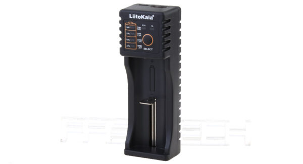 LiitoKala Lii-100 Smart Universal Ni-MH/Li-ion/LiFePO4 Battery Charger